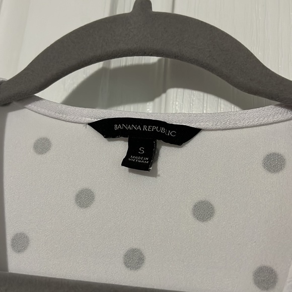 Banana republic polkadot blouse - Picture 2 of 3